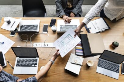 Zusammenarbeit bei der Bauplanung Zusammenarbeit von Architekt und Statiker