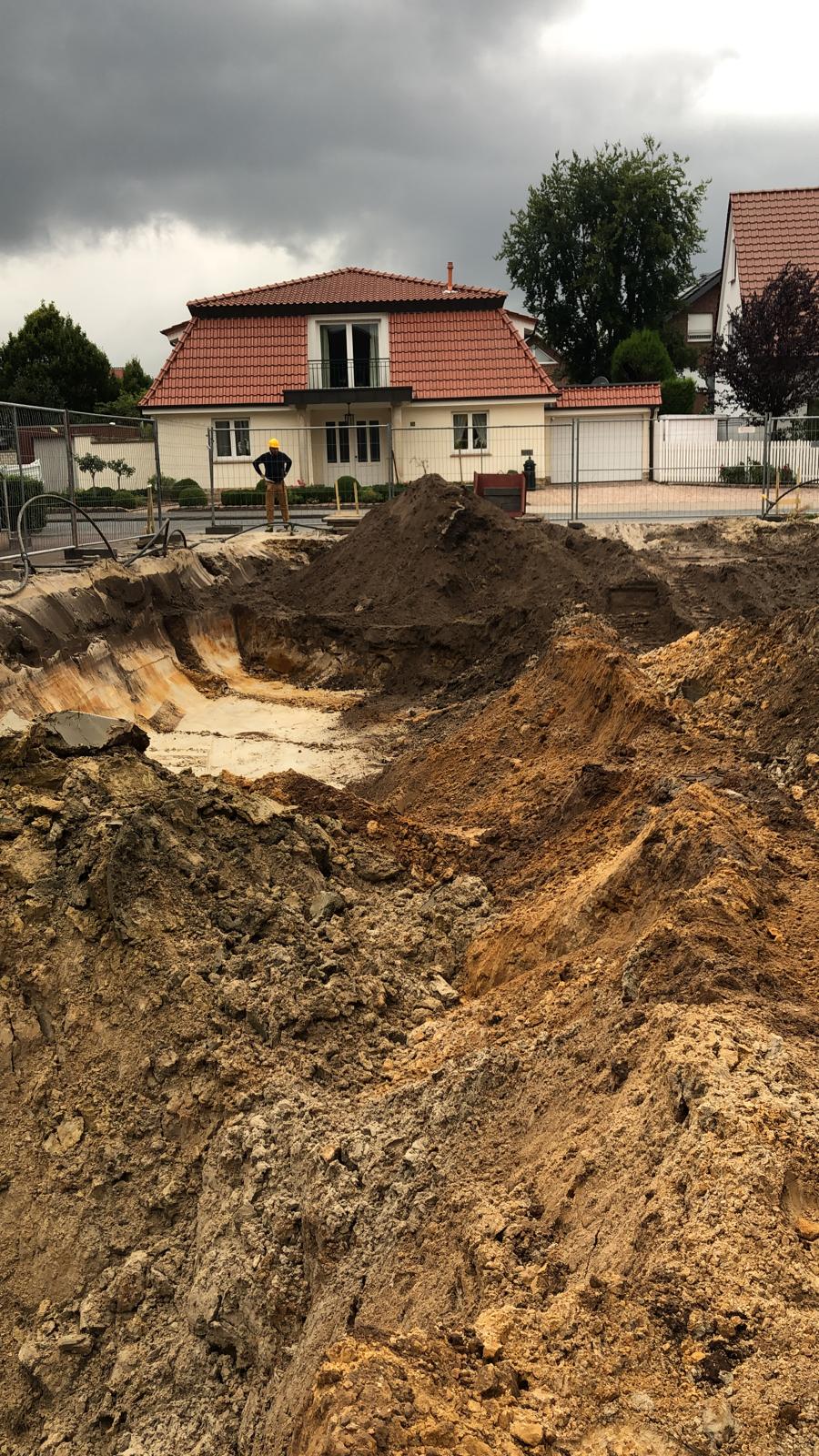 Baugrube vom Neubau Mehrfamilienhaus in Warendorf (NRW)