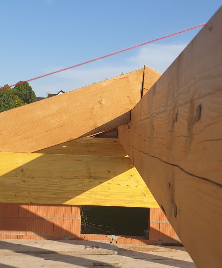 Firstpfette, Sparrenpaar und Firstbrett vom Anbau eines Einfamilienhauses in Osnabrück (Niedersachsen)