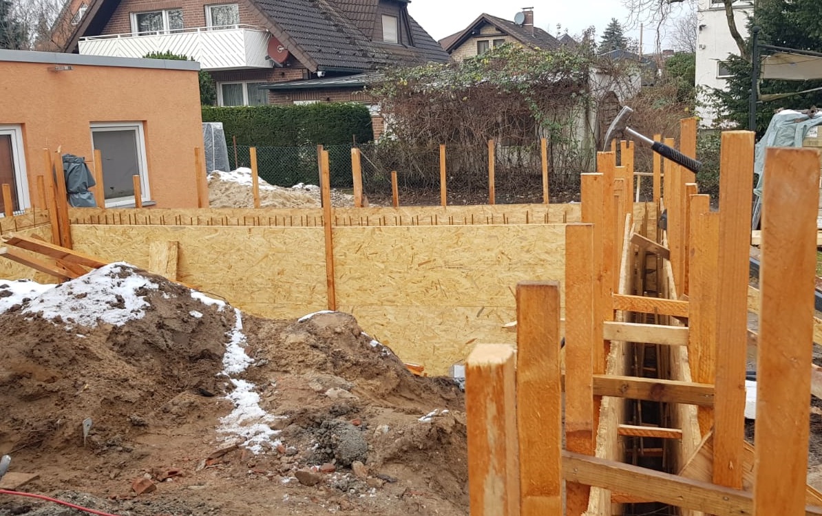 Ortbeton Fundamente vom Anbau eines Einfamilienhauses in Berlin
